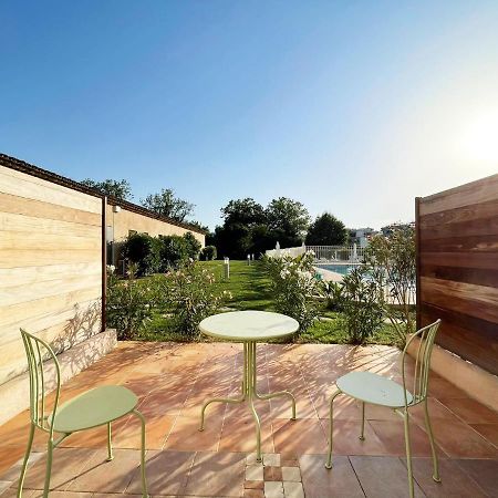 Studio 2 - Les Suites De Robinson - Residence Avec Piscine En Bord De Siagne, A Mandelieu Eksteriør billede