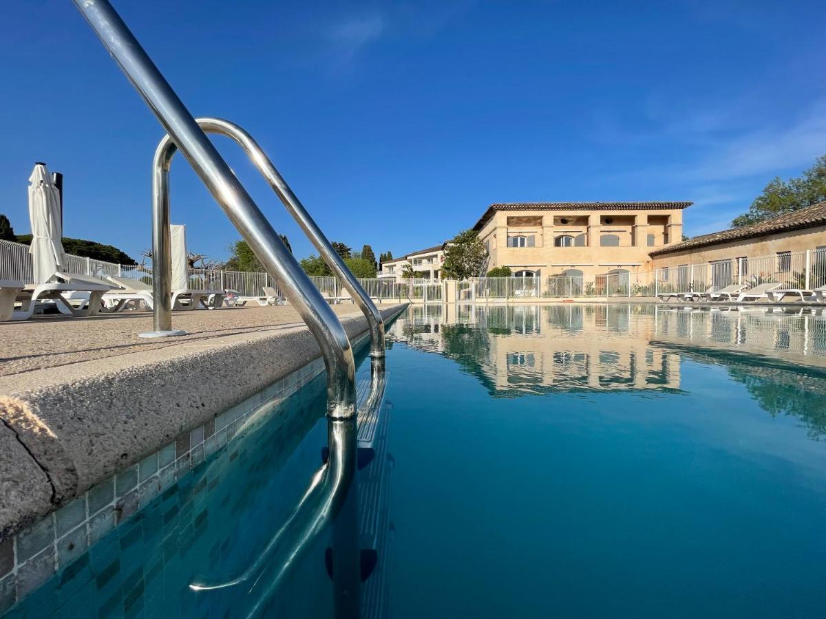 Studio 2 - Les Suites De Robinson - Residence Avec Piscine En Bord De Siagne, A Mandelieu Eksteriør billede